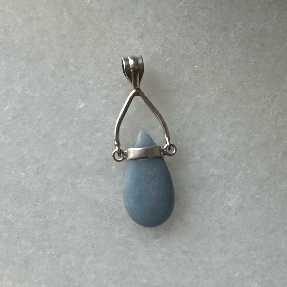 NWOT Sundance Water Bearer Pendant Owyhee Opal Sterling Silver